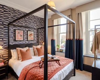 Pembroke House I Your Apartment - Bristol - Bedroom