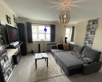 Windys Basildon Smart Home - Basildon - Living room