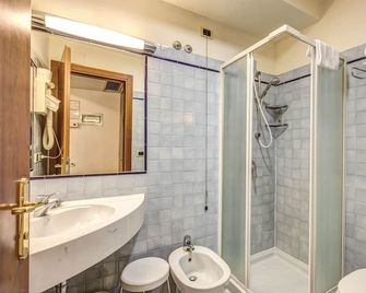 Hotel De Lanzi - Florence - Bathroom