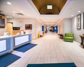Holiday Inn Express Rochelle By IHG - Rochelle - Lobby