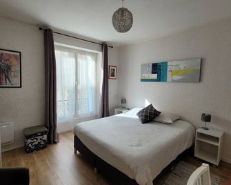 T2 Brest centre ' Notre bout du monde' - Brest - Schlafzimmer