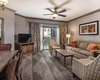 Wyndham Nashville, 2 Bedroom Condo, Free Wifi and Parking - Nashville - Sala de estar