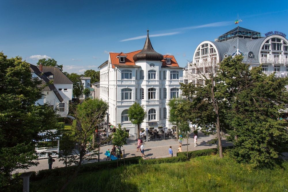 Strandhotel Binz - Остзебад Бинц - Будівля