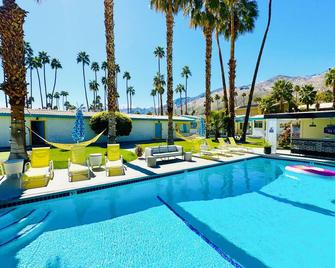 A Place In The Sun - Adults Only - Palm Springs - Piscina