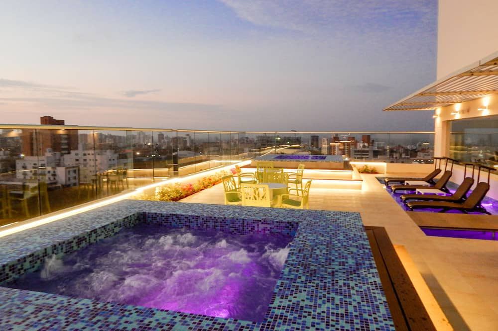 Wyndham Garden Barranquilla - ברנקילה - בריכה