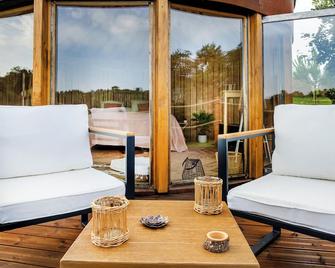 Magnificent Ecolodge in the heart of the Hautes-Pyrénées. - Monfaucon - Balcon