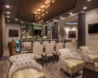 Castle Hotel Autograph Collection - Orlando - Bar