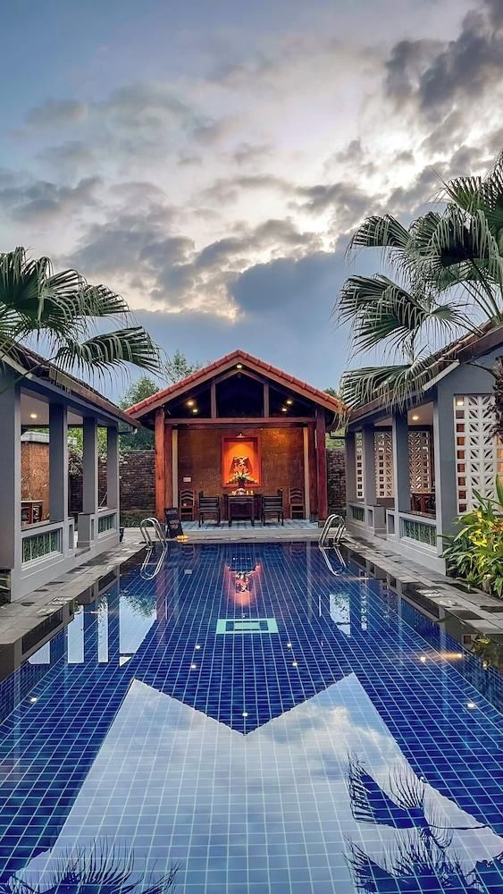 Pilgrimage Village Boutique Resort & Spa - היו - בריכה