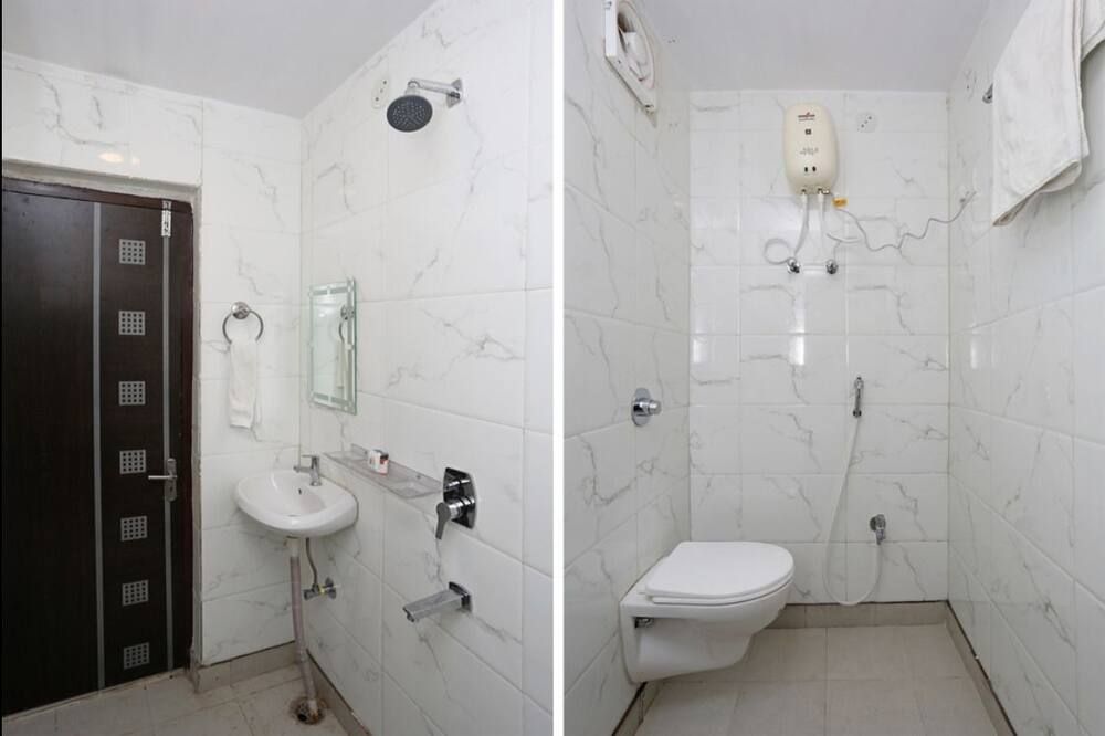 Hotel Maple Inn thumbnail 3