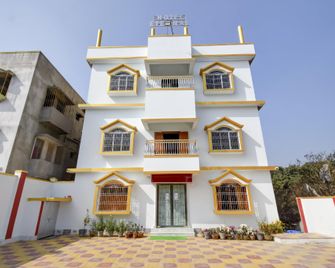 Hotel O Eternal - Baharampur - Building