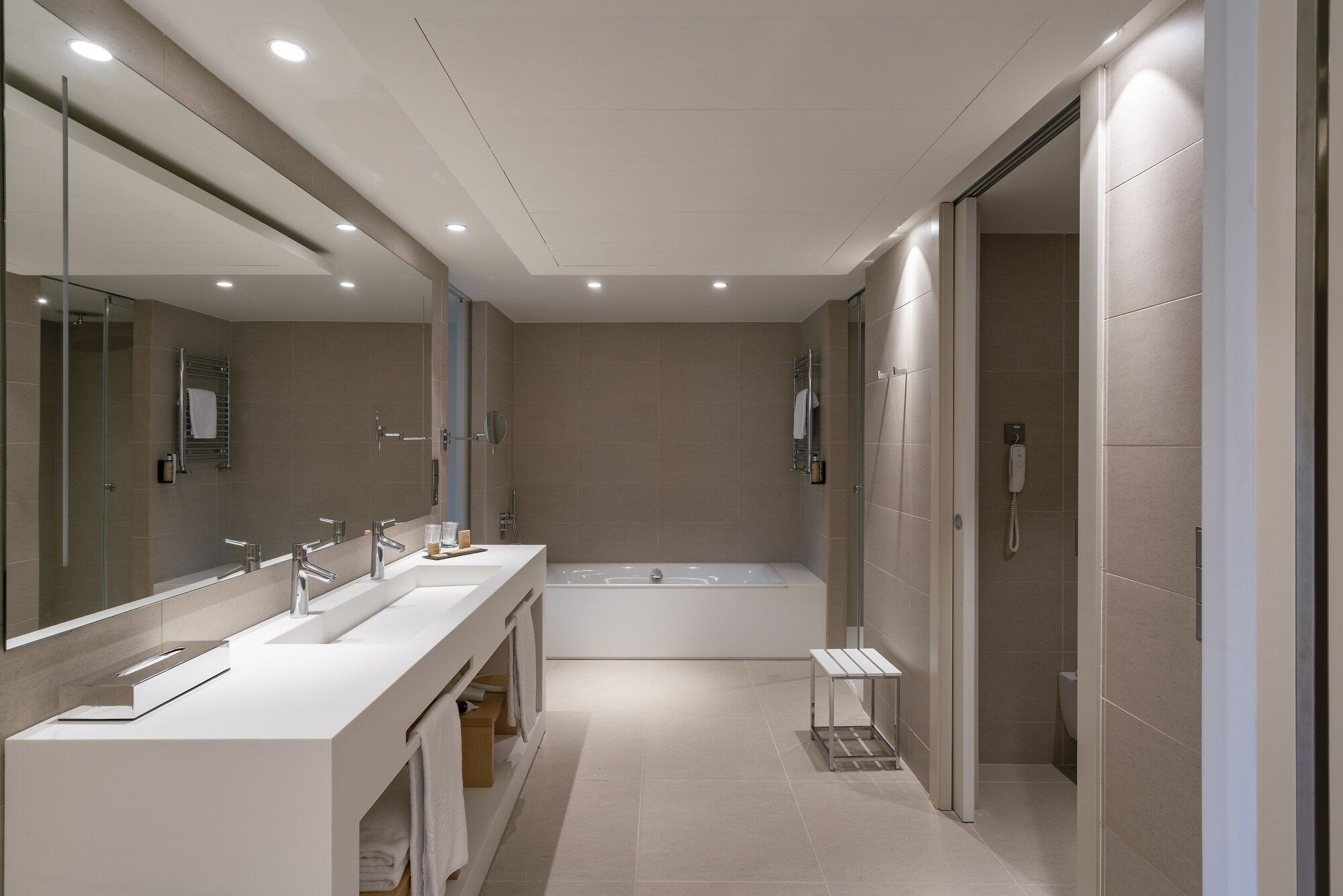 Parador de Aiguablava - Begur - Bathroom