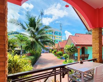 Phaithong Sotel Resort - Chalong