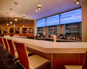 Sun & Ski Inn And Suites - Stowe - Bar