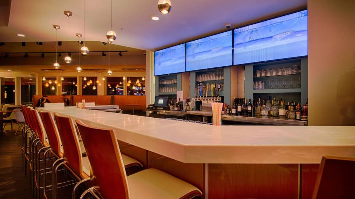 Sun & Ski Inn And Suites