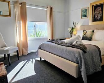 Quantrill Avenure Retreat - Benalla - Habitación