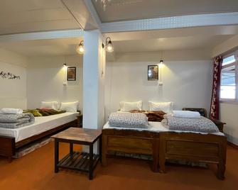 Hotel Long Island - Darjeeling - Bedroom
