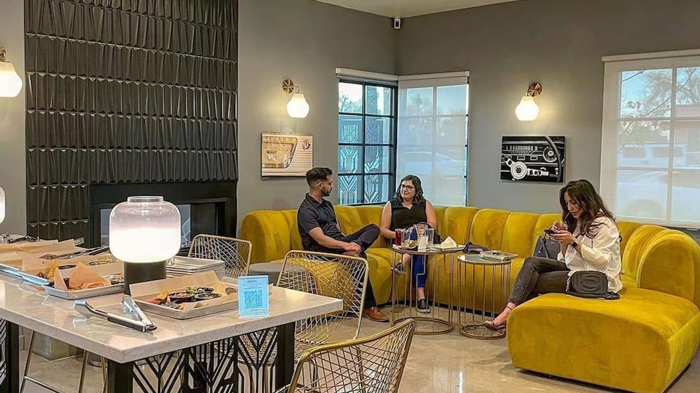 ذا مونتيري هوتل