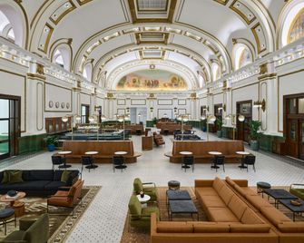 Asher Adams, Autograph Collection - Salt Lake City - Ingresso