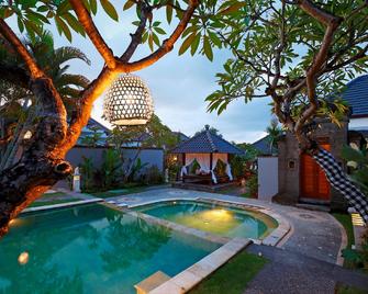 Bali Nyuh Gading Villas - North Kuta - Pool