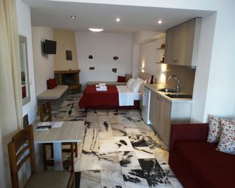 Castelopetra - Katapola