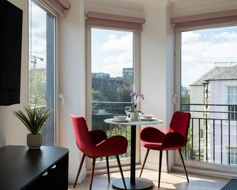 Premier Suites Edinburgh Fountain Court - Edinburgh - Schlafzimmer