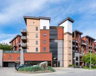 Playa Del Sol Resort - Kelowna - Bâtiment
