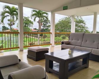 Colina del Sol Hotel Hacienda - Quimbaya - Sala de estar