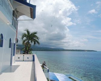 Rockwalled Adventure Resort by Hiverooms - Dalaguete