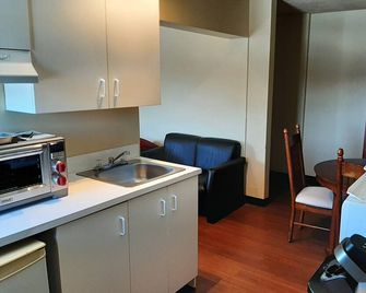 Residences Campus Notre-Dame-De-Foy - Saint-Augustin-de-Desmaures - Keuken