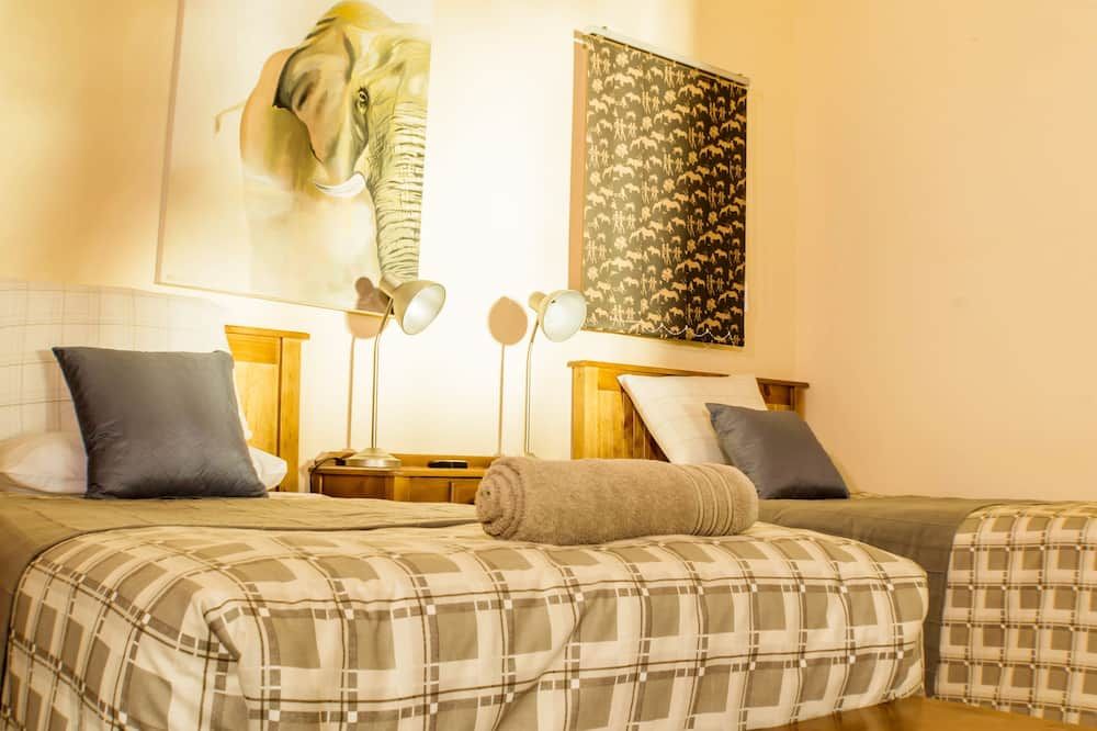 Rosedale Organic Farm B&B - אדו - חדר שינה