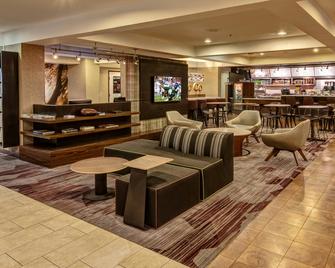 Courtyard by Marriott Memphis Germantown - Germantown - Lounge