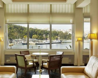 Lucy Hotel - Chalcis - Dining room