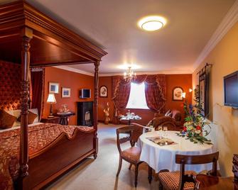 Earls Court House - Killarney - Comedor