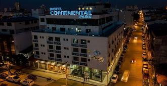 Hotel Continental Park - Santa Cruz da Serra - Edifício
