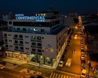Hotel Continental Park - Santa Cruz - Rakennus