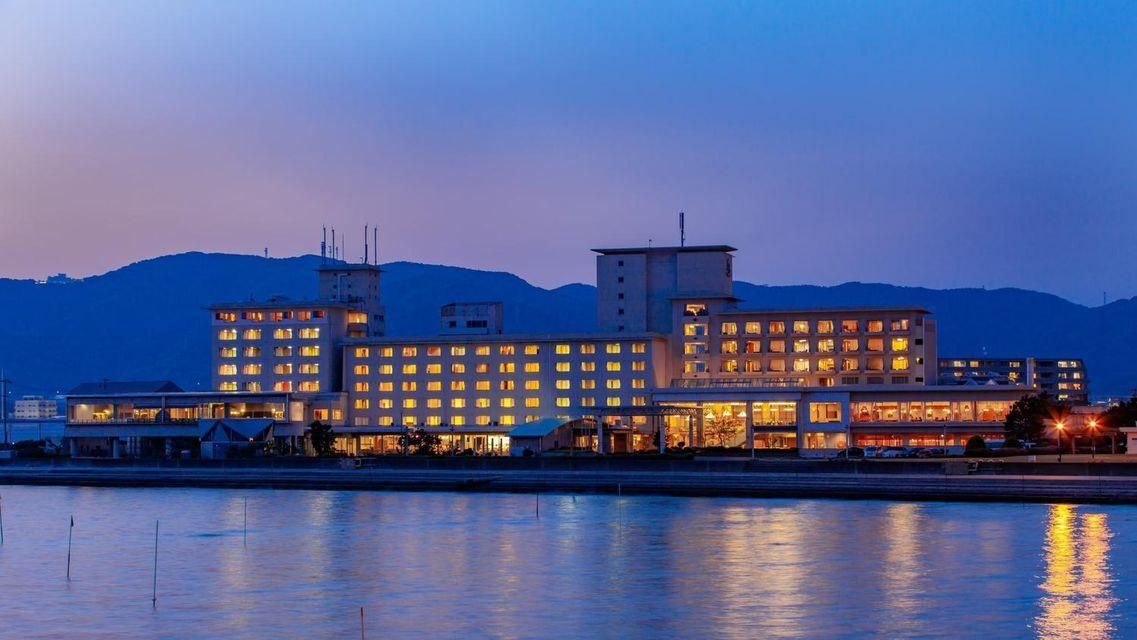 هوتل تاكيشيما