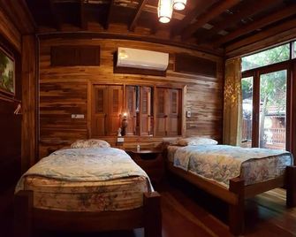 Klong Suan Plue Resort - Ayutthaya - Schlafzimmer