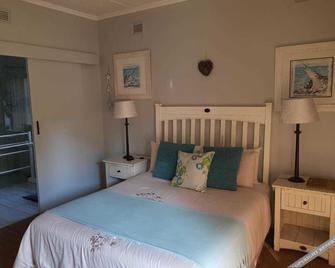 Umuzi Guest House - Richards Bay - Schlafzimmer