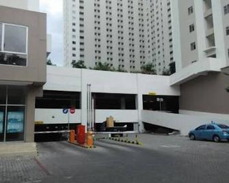 Well Equipped, Good Facilities and Thoughtful Designed - Surabaya - Bâtiment