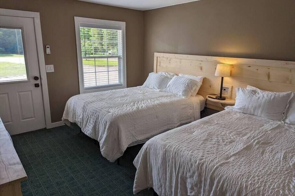 The Greenland Motel - Room No. 6 - Munising