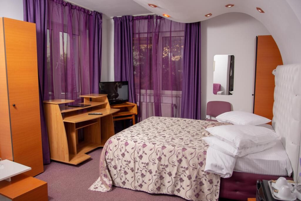 Amethyst House Therme & Bucharest Otopeni Airport - Otopeni