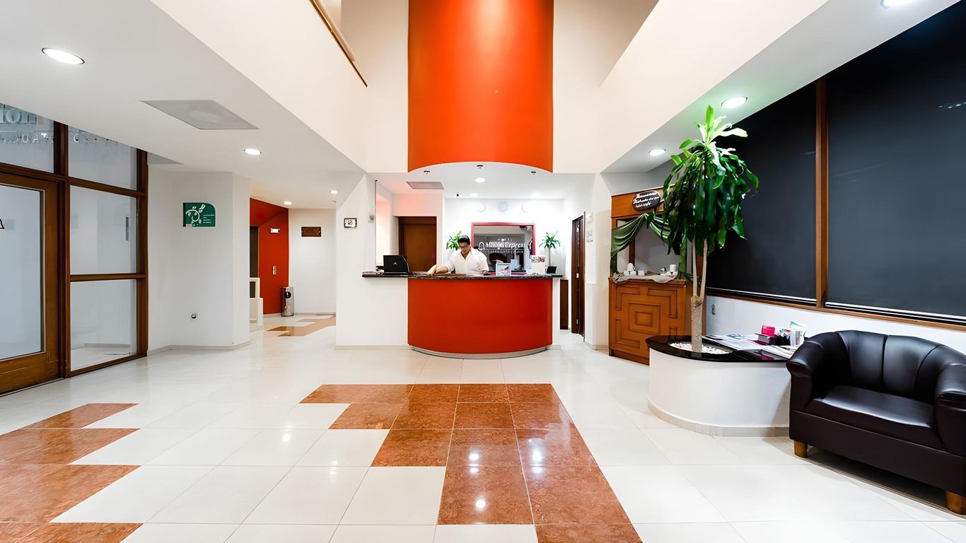 Hotel Misión Express Celaya