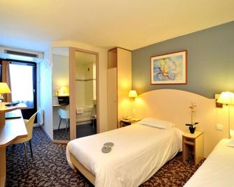 Kyriad Annecy Cran-Gevrier - Annecy - Bedroom