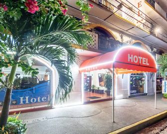 Hotel Hacienda de Vallarta Centro - Puerto Vallarta - Gebäude