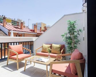 Edmond Vibes Airport - Ifema Hub - Madrid - Balcony