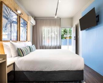 Nightcap at Marine Hotel Cardwell - Cardwell - Bedroom