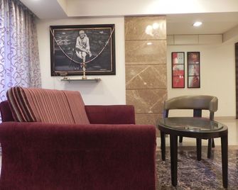 Reeva Suites - שירדי - סלון