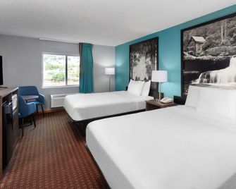 Mchenry Inn - McHenry