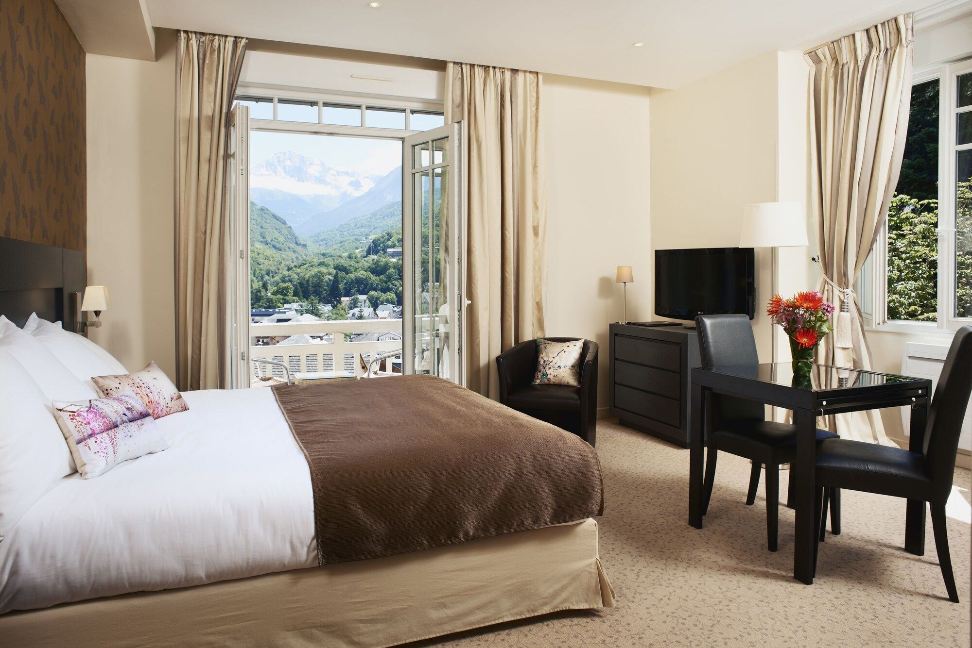 Golf Hôtel - Brides-les-Bains - Habitación
