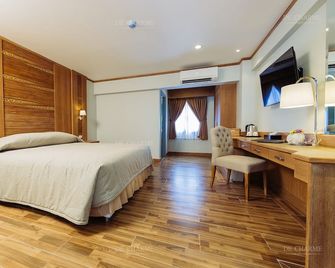 De Charme Hotel - Chiang Mai - Bedroom